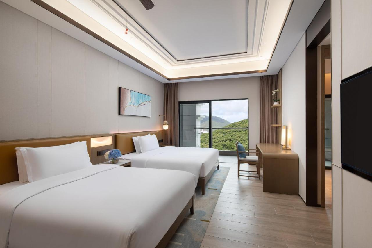 Holiday Inn & Suites Sanya Yalong Bay Esterno foto